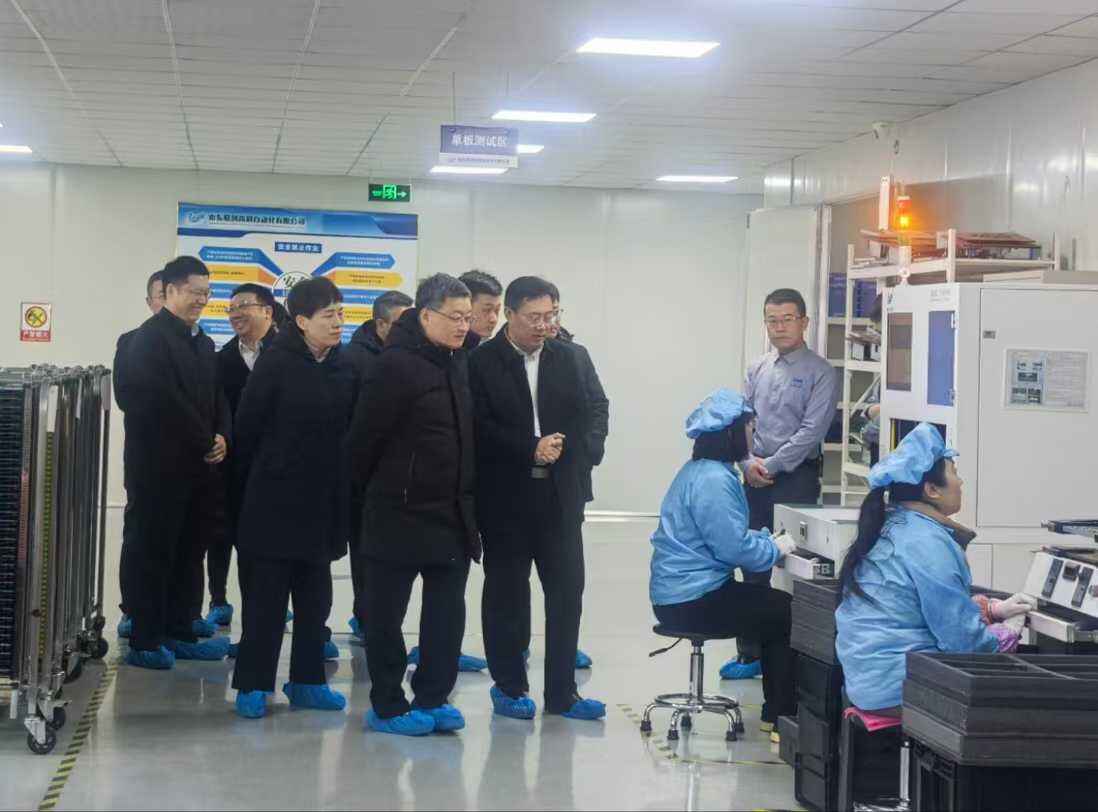 Bienvenido al Alcalde de Jinan para visitar la fábrica LCGK